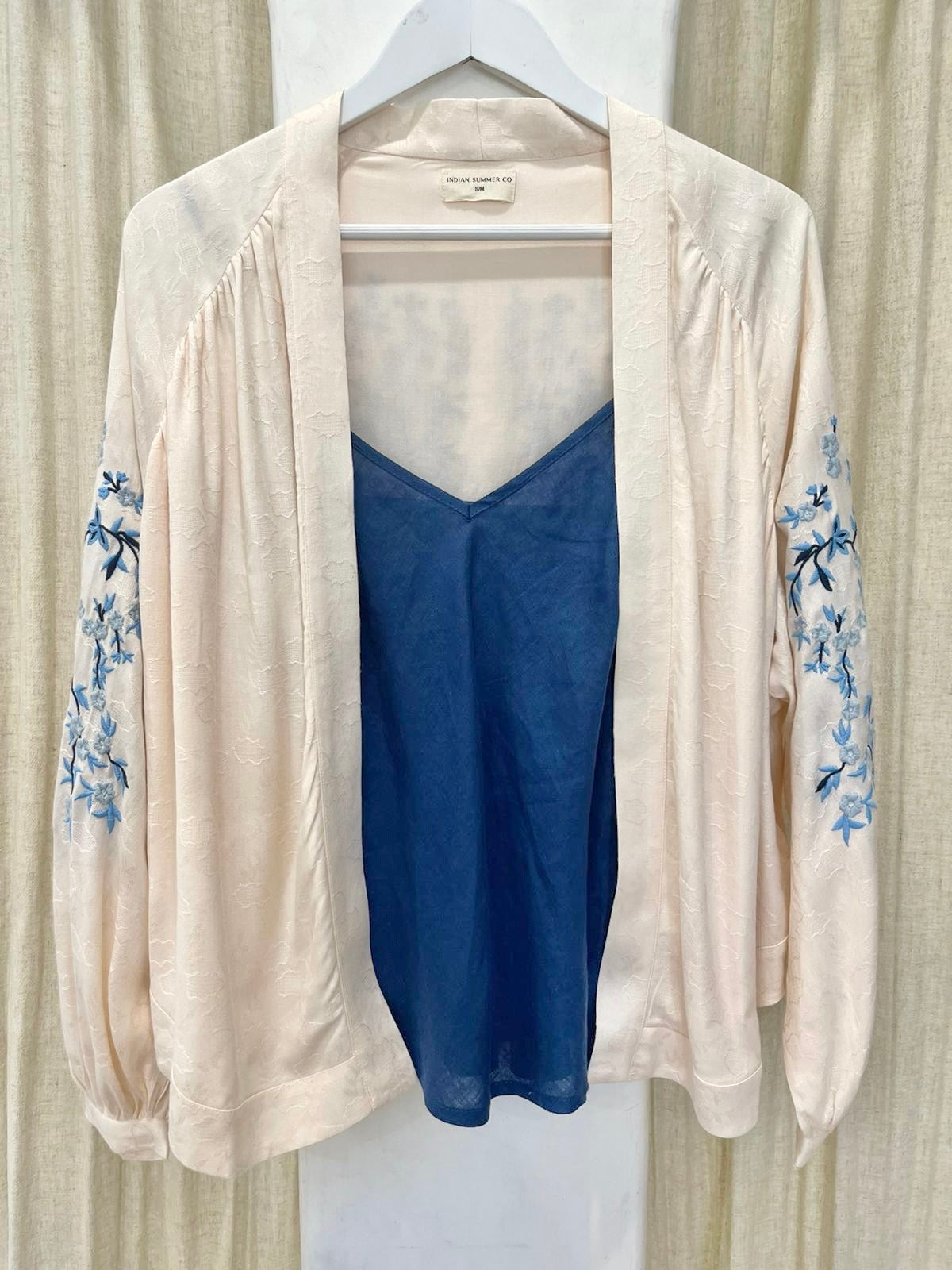 Lyrebird Cape - Blues