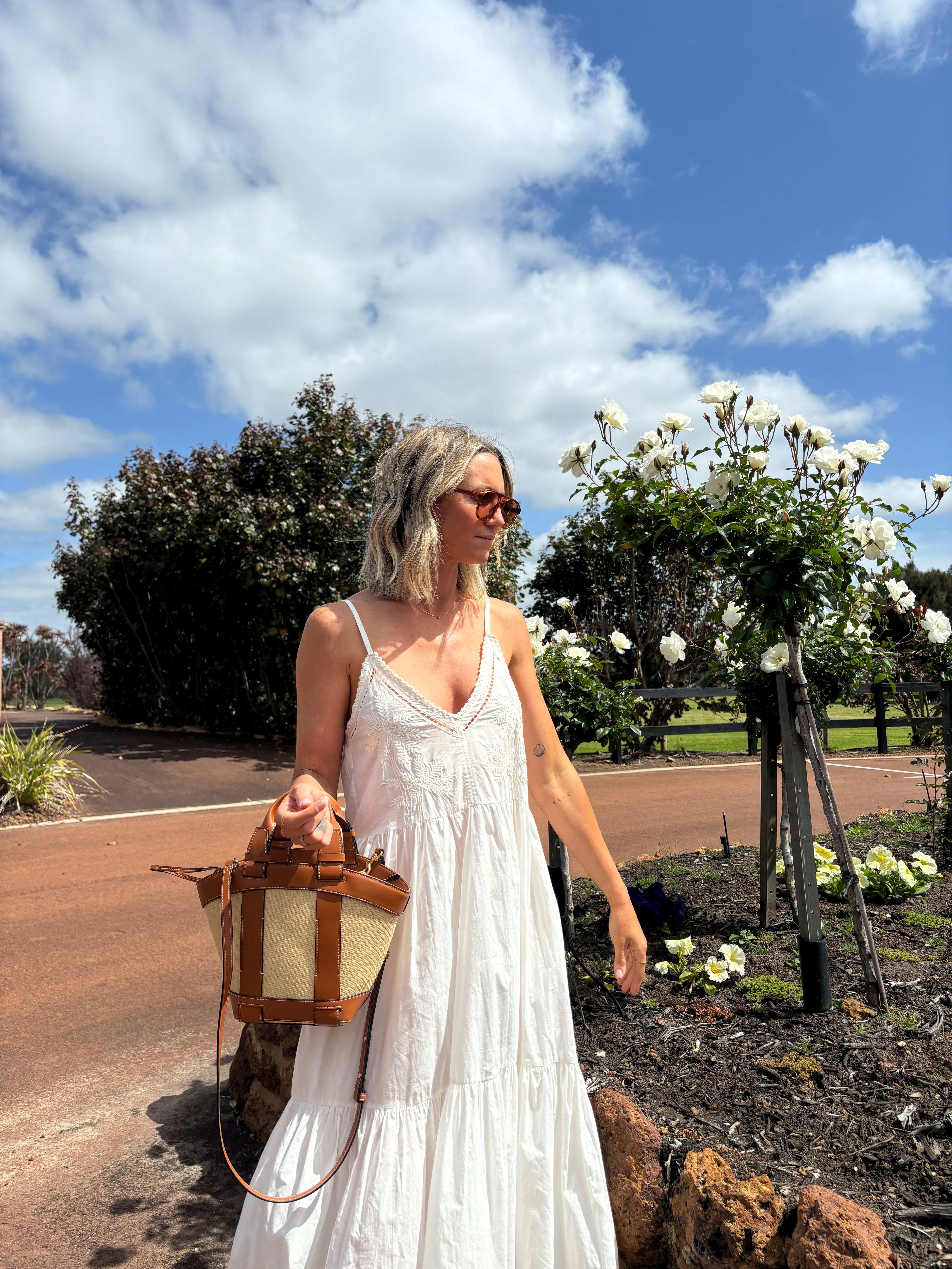 Palm Maxi - Embroidered White