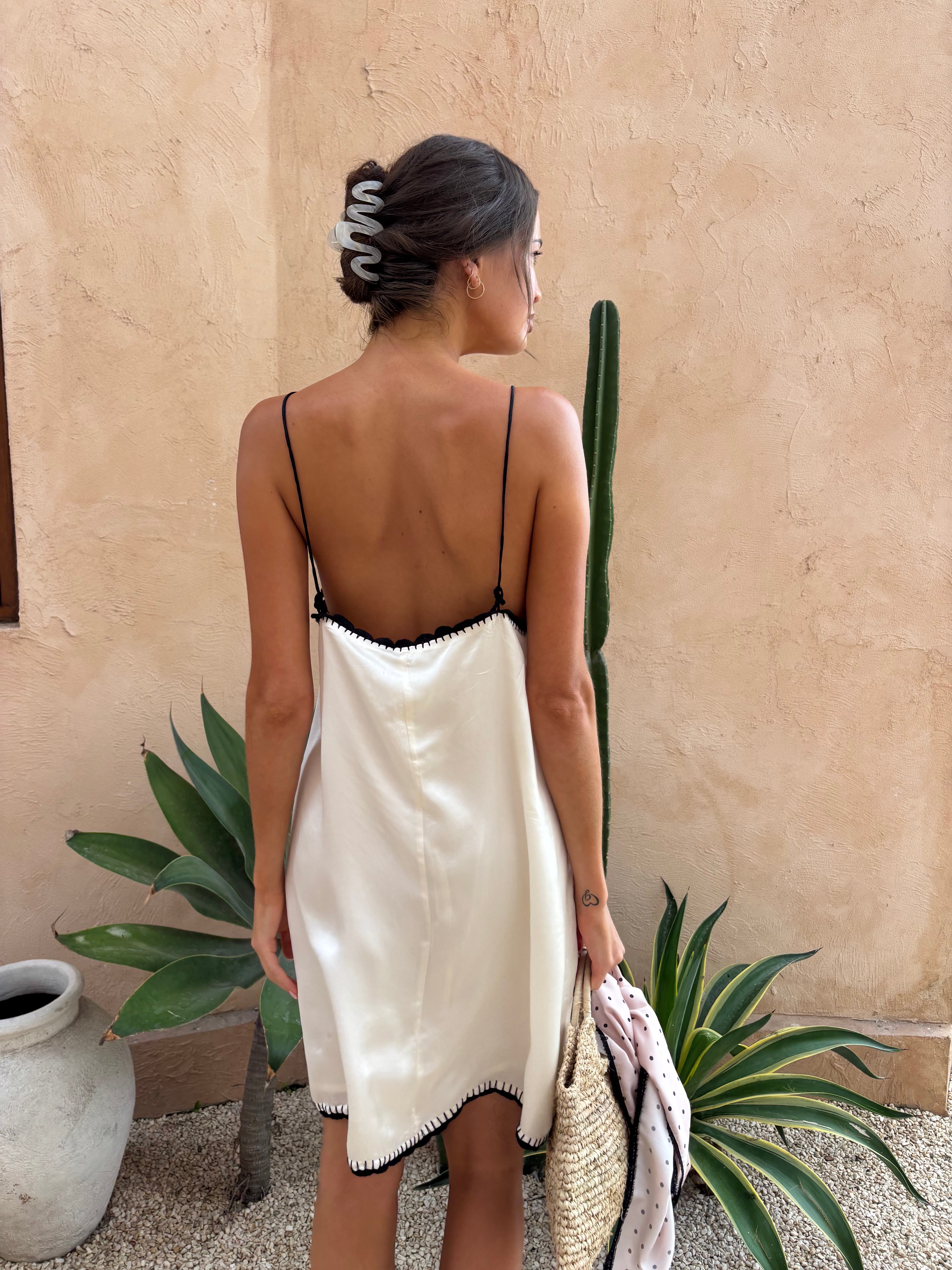 Vintage Ruelle ~ Slip