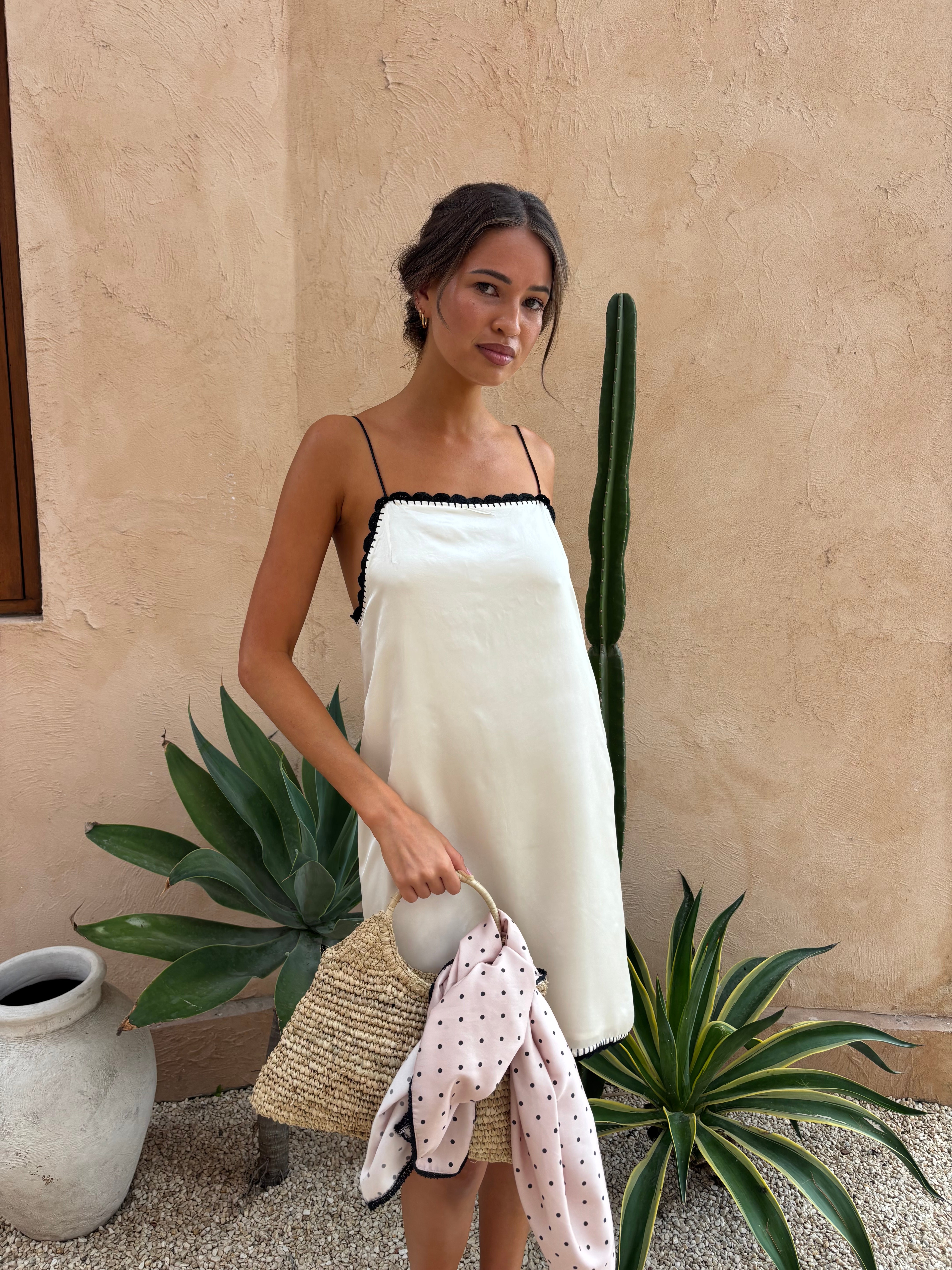 Vintage Ruelle ~ Slip