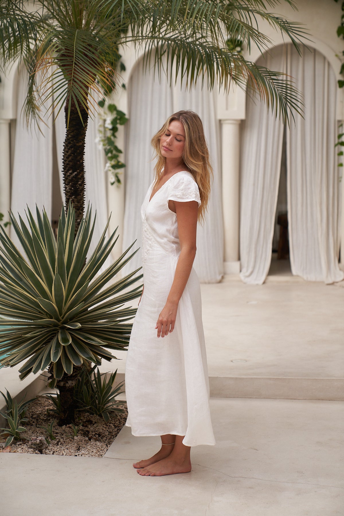 Soleia Linen Midi Dress - Ivory